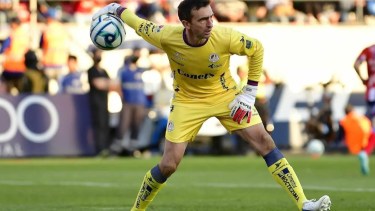 Trapito vestirá la camiseta de Banfield por 18 meses.