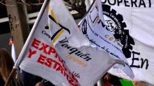 Protesta en Avenida del Trabajador este miércoles por trabajadores de Cerámica Neuquén