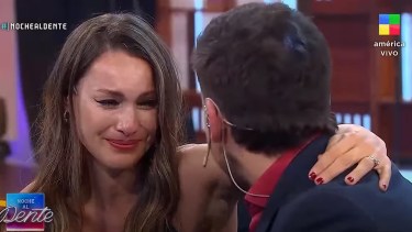 Pampita se emocionó en vivo y no pudo contener las lágrimas. Foto: Captura.