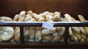 El precio del pan en Roca alcanzó los $900