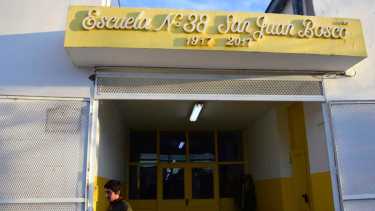 El Ministerio de Educación se comprometió a realizar las reparaciones en la Escuela 38 de Roca