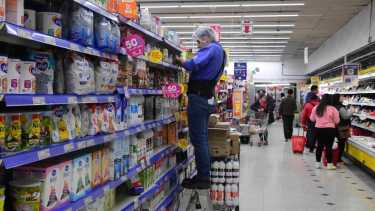 Inflación: se iniciaron negociaciones para controlar los precios hasta que asuma Milei. (Archivo Andrés Maripe)