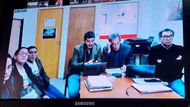 La madre y padre de Rafael Nahuel desde Bariloche con sus abogados. 