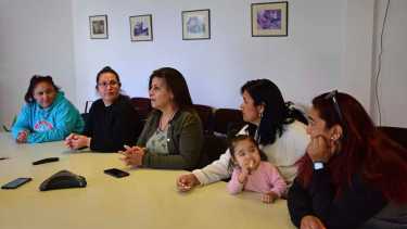 Las familias exigen una solución para que sus hijos puedan acceder a las terapias. Foto: Andres Maripe.