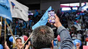 Elecciones PASO 2023: cómo fueron los actos de cierre de los precandidatos de Neuquén