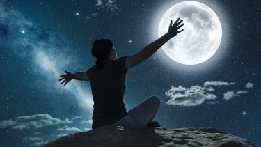 La Súper Luna Llena Azul en Piscis afectará a todos los signos, de distinta manera.-