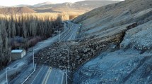 Imagen de Desmoronamiento de un cerro en Chos Malal: «Estamos bien de milagro», dijo la mujer herida