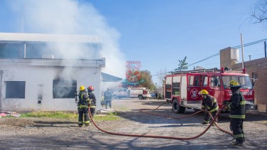 Personal policial del 911 vio el humo a través de las cámaras de monitoreo. Foto Gentileza