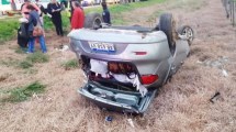 Imagen de Volcó una familia de Neuquén sobre la Ruta 5, cerca de Chivilcoy