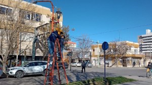 Instalan un nuevo semáforo en Cipolletti: enterate dónde está
