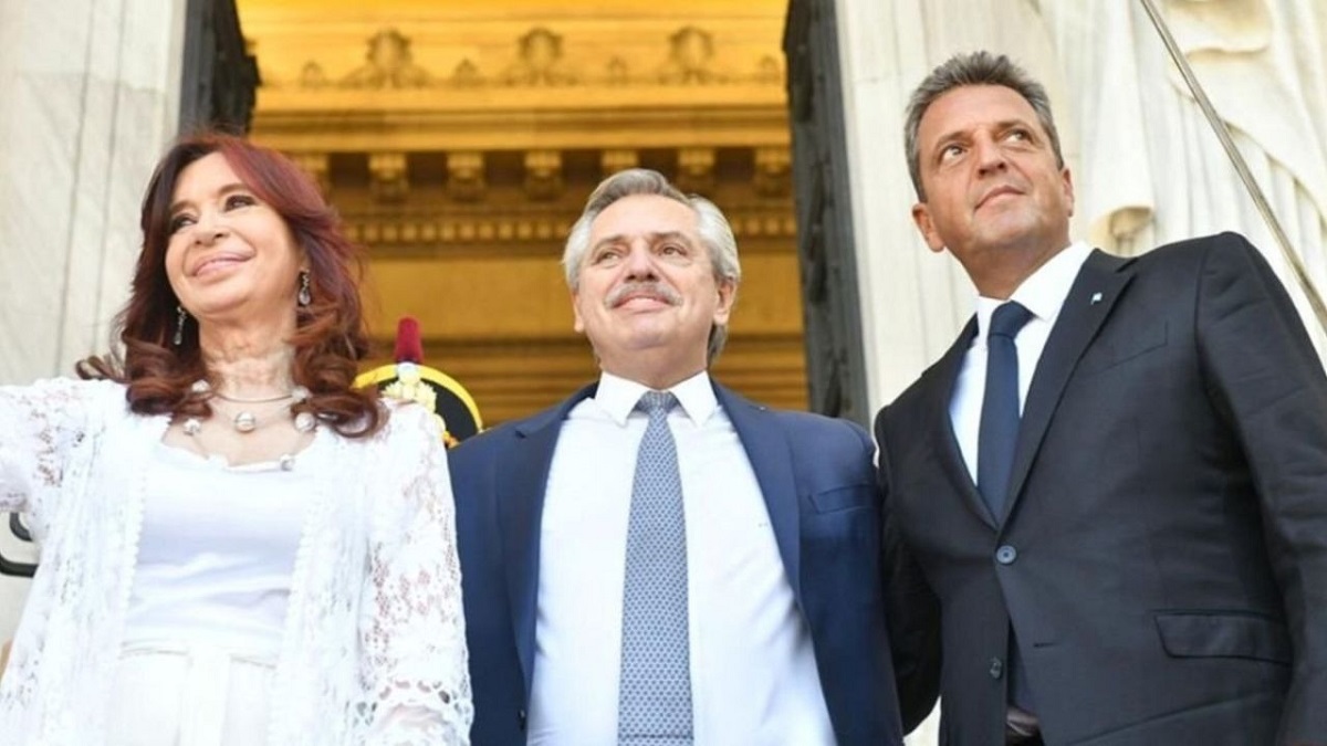 El Presidente y la vice, ausentes en el acto de cierre de Sergio Massa. Foto: Gentileza Perfil. 