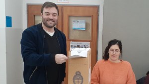 PASO 2023: Mariano Lavín votó en Fernández Oro y aseguró que se necesita más democracia activa