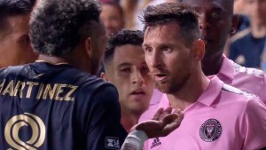 El picante cruce de Lionel Messi con un rival en el triunfo del Inter Miami: qué se dijeron