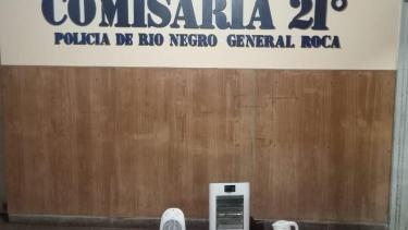La policía recuperó dos caloventores y una pava eléctrica. Foto: Gentileza.