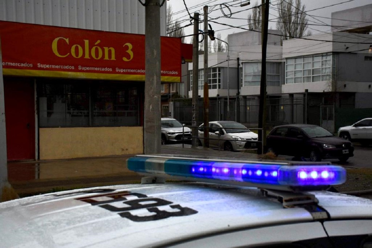 La policía registró 10 intentos de robos durante el fin de semana en Neuquén capital, más el de Cutral Co. (Foto Matías Subat).-