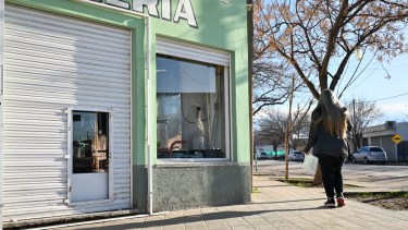 Los comercios más chicos de Cipolletti son el foco de los actos delictivos. Foto Florencia Salto.