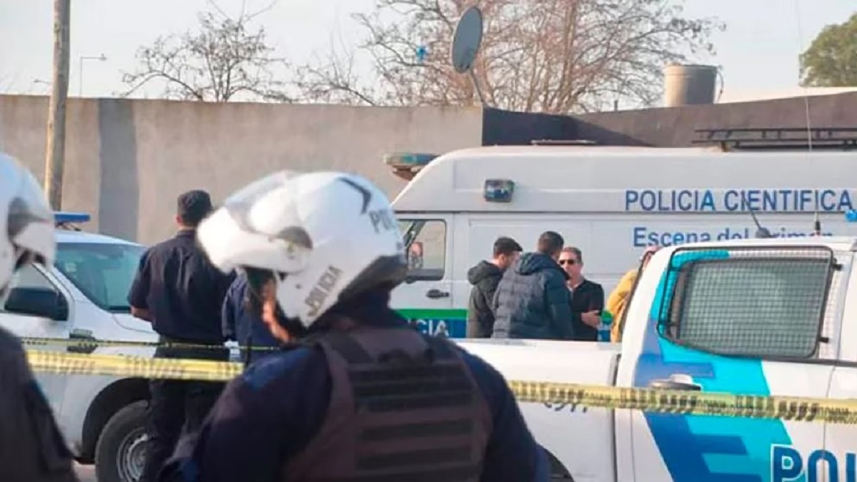 Los cuerpos fueron hallados este martes, en una vivienda de Olavarría. Foto: Gentileza. 