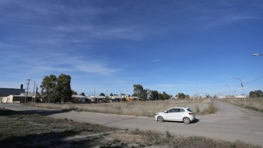 Tres de los cuatro terrenos serán para la venta y están ubicados entre la costanera Norte y Las Carmelitas. 