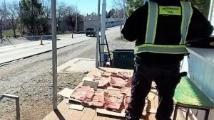 Decomisaron 90 kilos de costillares en un colectivo que se dirigía a Neuquén
