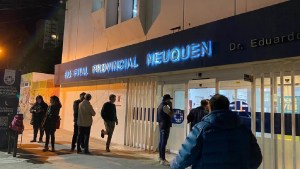 Una mujer lucha por su vida tras ser atropellada en una ruta de Neuquén: qué se sabe de su salud