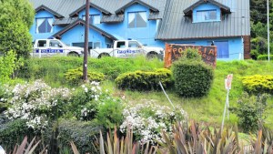 Detienen a dos adolescentes por disparar un arma de fuego cerca de un colegio de Bariloche