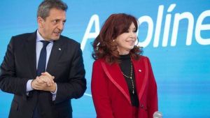 El llamado de Sergio Massa a Cristina Kirchner: prepara un gesto de apoyo por la causa Vialidad