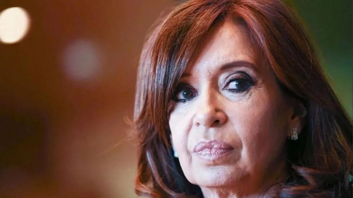 Cristina Kirchner deberá afrontar un nuevo juicio deberá afrontar un juicio en una causa en la que había sido sobreseída. 