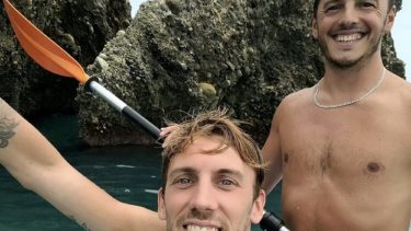 Dos argentinos son intensamente buscados en Málaga.