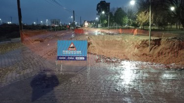 Tránsito cortado en Mercantiles, cerca de Ruta 7: abren caminos alternativos para ingresar al barrio