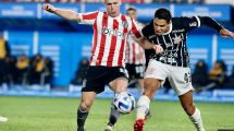 Imagen de Estudiantes bailó a Corinthians pero sin eficacia, y quedó eliminado de la Sudamericana