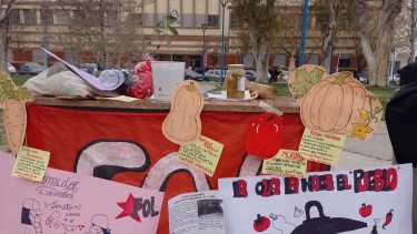 Con un "feriazo", el FOL acercó su trabajo en los barrios. (Foto: gentileza FOL