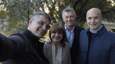 Jorge Macri, Patricia Bullrich. Mauricio Macri y Horacio Rodríguez Larreta, en el segundo gesto de distensión del día. 