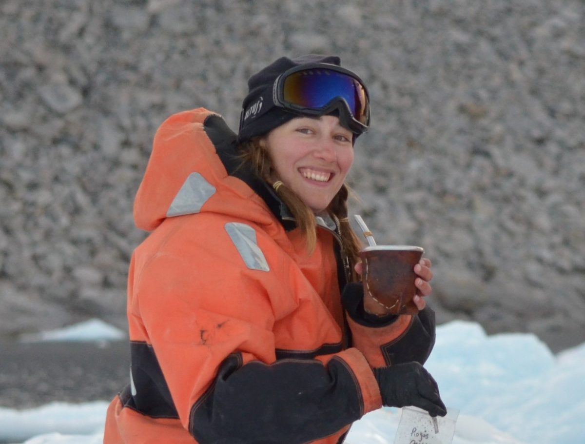 Durante 5 años Florencia Soto tomó muestras de focas en la Antártida/ Crédito Pablo Moscoso.