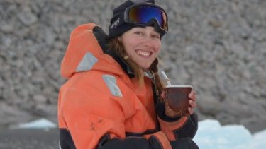 Durante 5 años Florencia Soto tomó muestras de focas en la Antártida/ Crédito Pablo Moscoso.