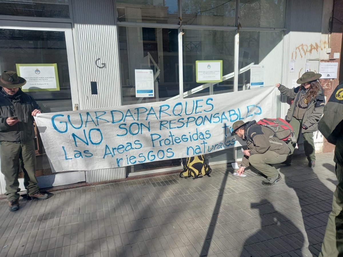 Guardaparques reclamaron a la justicia federal en Neuquén, por una causa vinculada a una tragedia 