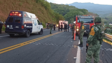 La mayoría de los pasajeros que murieron en México eran migrantes. Foto: Twitter@CarlosLaraM81)