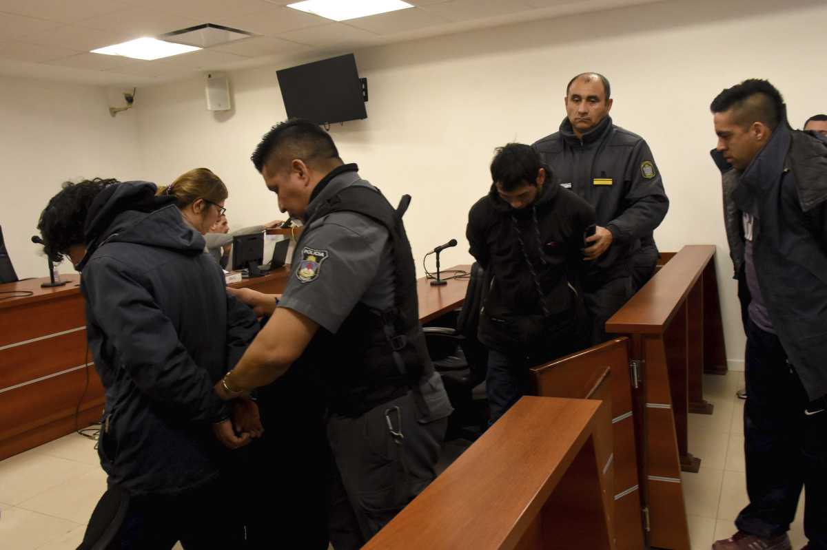 En Neuquén hay cinco detenidos por robos a supermercados. Ayer les confirmaron la situación procesal. (Archivo/Matías Subat)