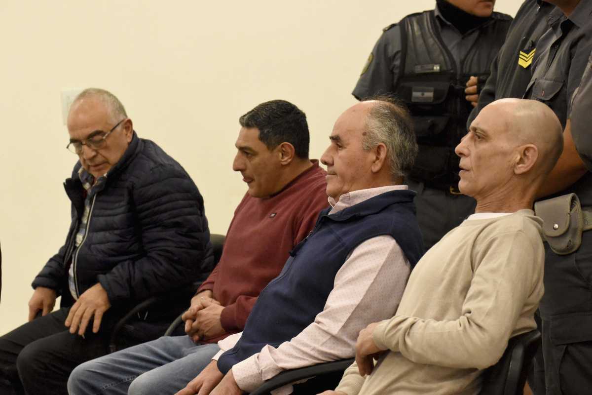 Livello, Sosa, Castro Herrera y Falconi, de izquierda a derecha los cuatro imputados en el homicidio de Auer. (Matías Subat)