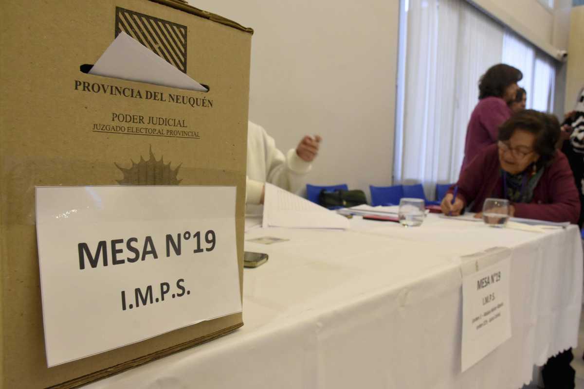El actual oficialismo revalidó su gestión en las elecciones de este jueves en el IMPS. Foto: Matías Subat. 