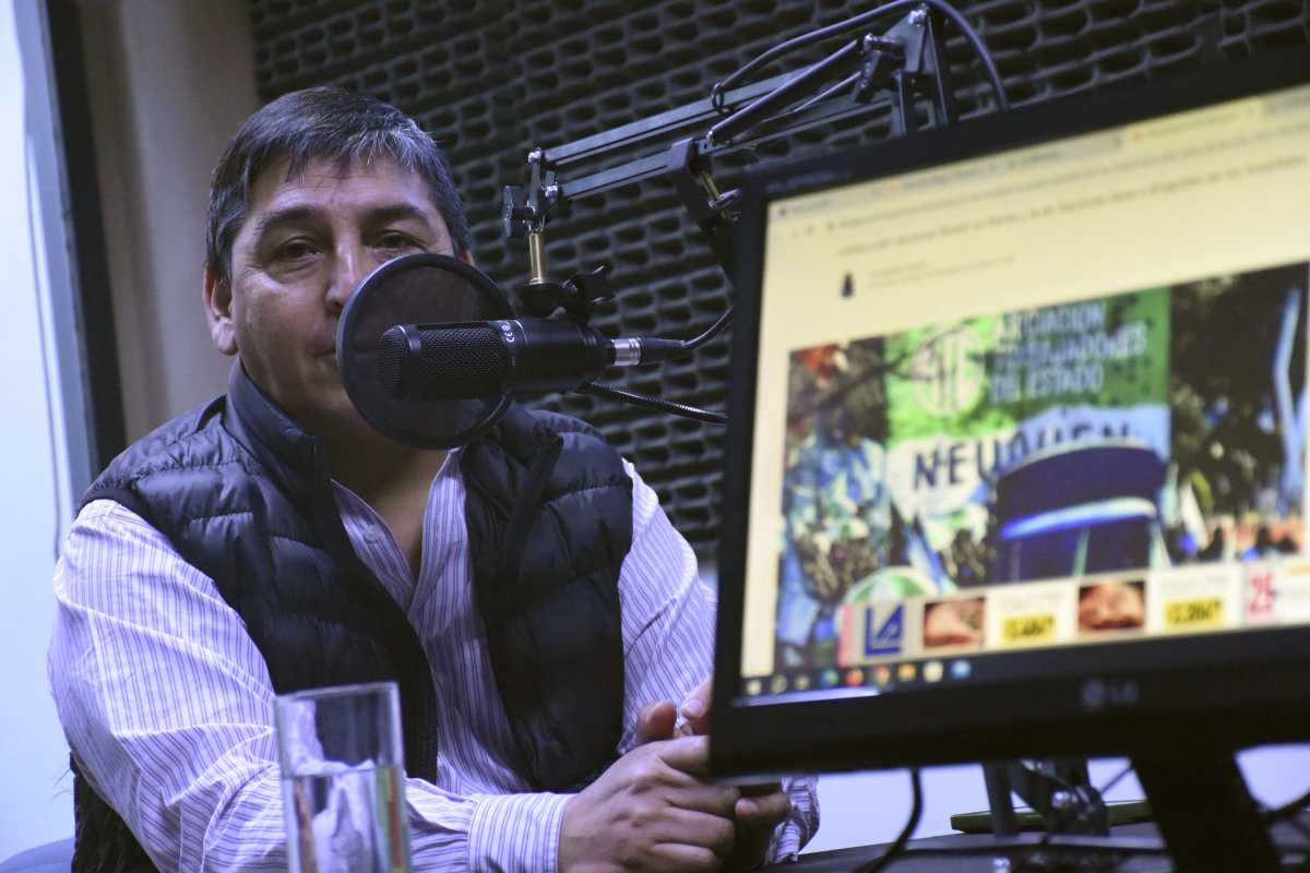Es secretario general de ATE, Carlos Quintriqueo, habló en RÍO NEGRO RADIO. Foto: Archivo Matias Subat.