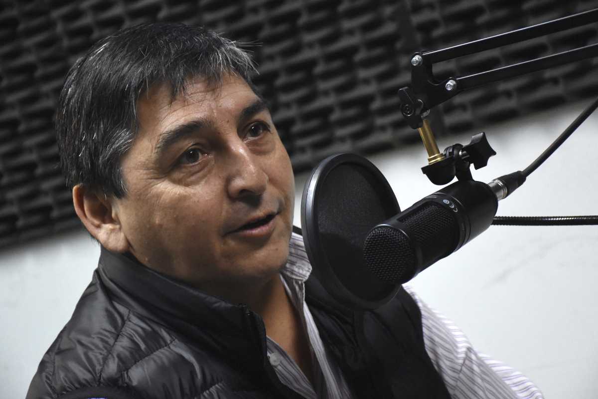 Carlos Quintriqueo se postula para dos cargos en las elecciones de ATE: la conducción nacional y la de Neuquén. (Foto Matías Subat).-