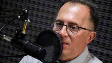 El intendente de Plottier, Luis Bertolini, confirmó que también buscar implementar una tasa a los combustibles. Escuchá la entrevista en RÍO NEGRO RADIO. (Foto: Matías Subat).