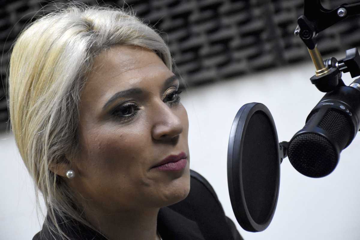 Nadia Márquez, candidata por "Arriba Neuquén" visitó tras el triunfo en las PASO el estudio de RÍO NEGRO RADIO. Foto: Matías Subat.