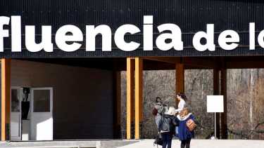 El turismo llega ávido de información y pregunta sobre todo lo que ve a su alrededor.