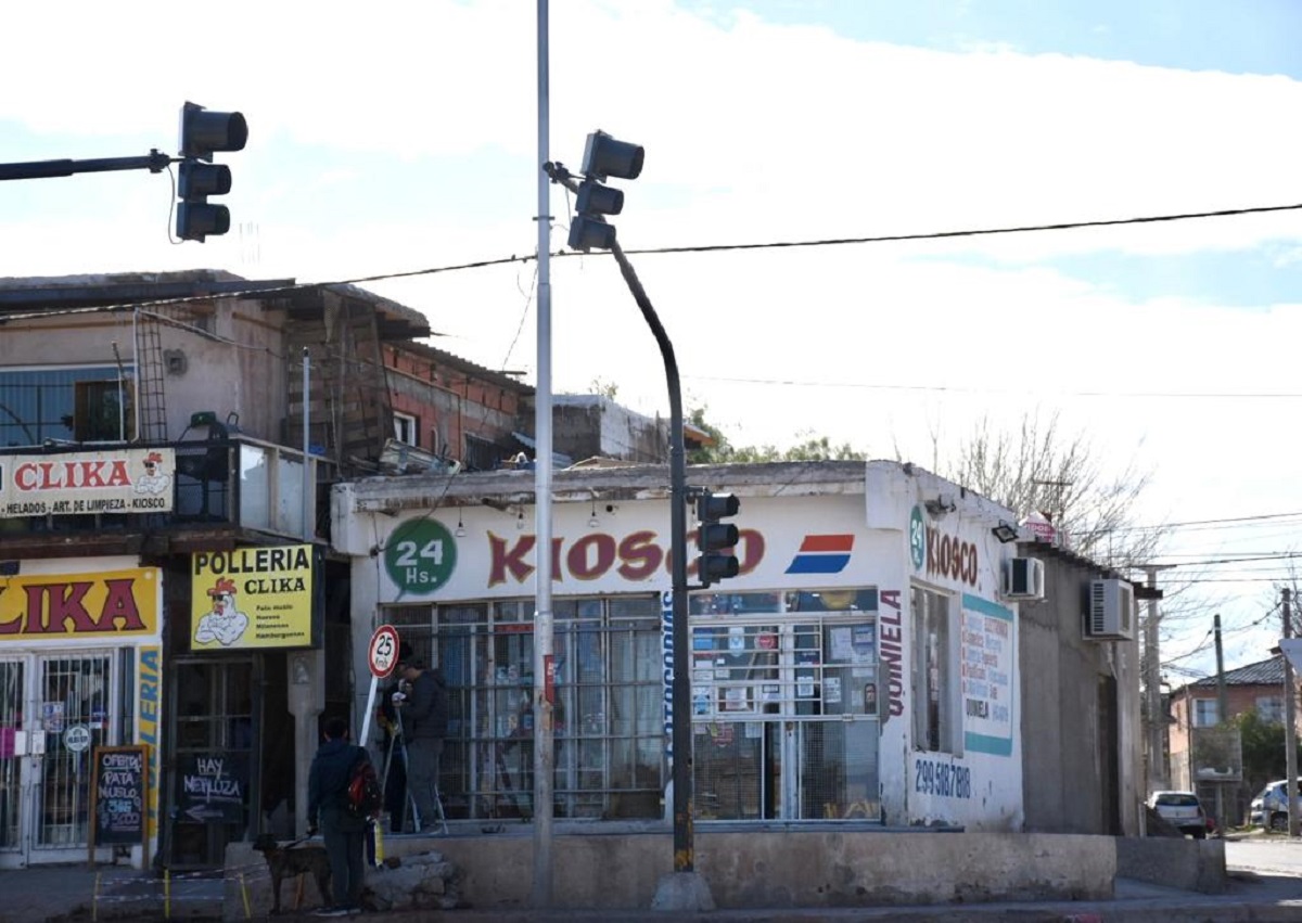 El quiosco de Avenida del Trabajador y Cayastá, donde ocurrió el hecho. (Matías Subat)