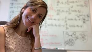 Quién es la científica que egresó del Balseiro y hoy dirige un laboratorio en Noruega