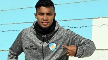 El capitán de la selección de Bangladesh, Jamal Bhuyan, debuta en Sol de Mayo y cumple su sueño