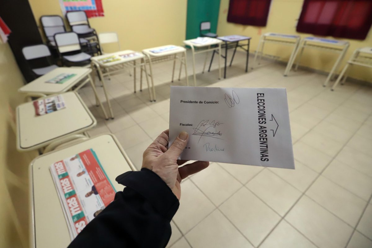La asistencia rionegrina rondó el 70% (figura que es menor en la votación a Diputados) y superó al registro de la elección provincial (68%).