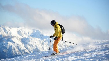 Gracias a las grandes nevadas de las últimas semanas, la mayoría de los centros de esquí anunciaron que la temporada 2023 será más extensa de lo pensado.