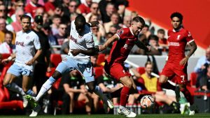 Mac Allister le ganó el duelo a Dibu Martínez y se fue ovacionado en Liverpool